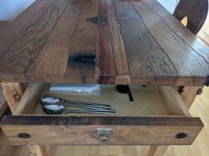 Tisch_Schublade
