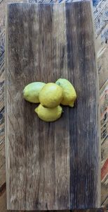 Eine weitere Schale mit Zitronenhaufen